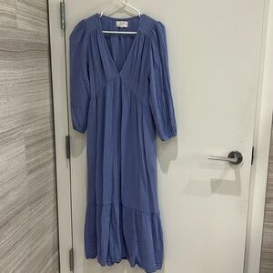 Long sleeve cotton V-neck dress